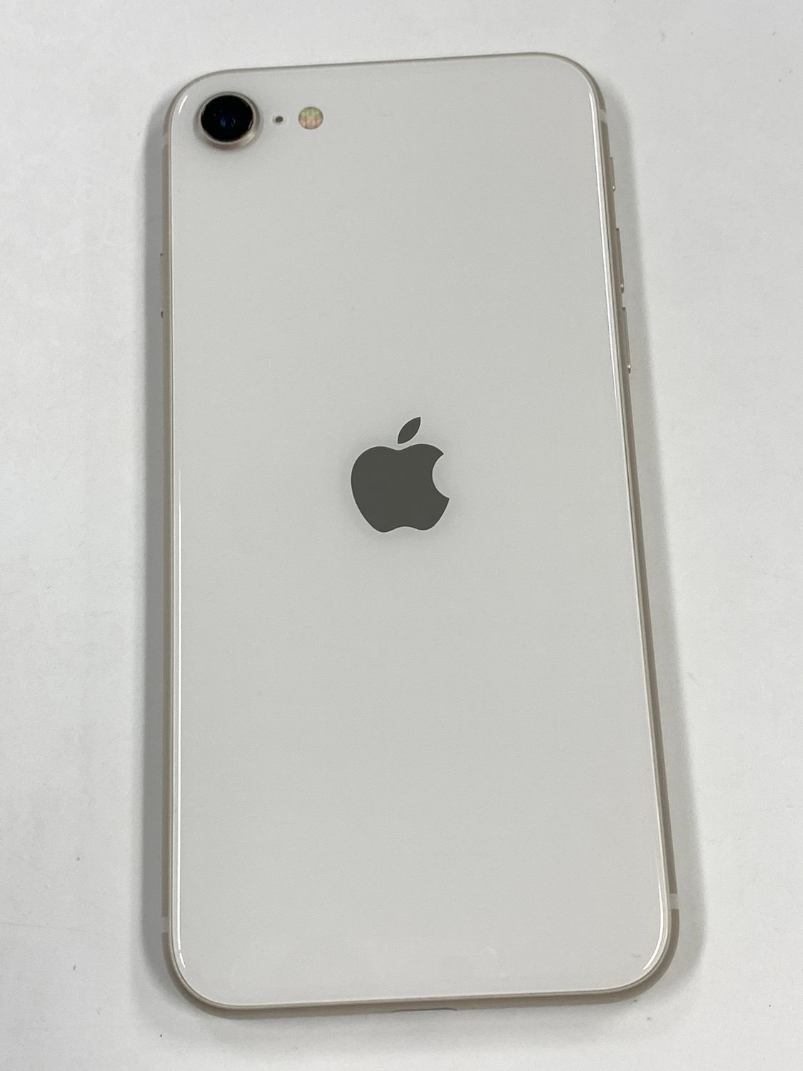 iPhone SE(第3世代) 64GB スターライト 訳アリ - メルカリ