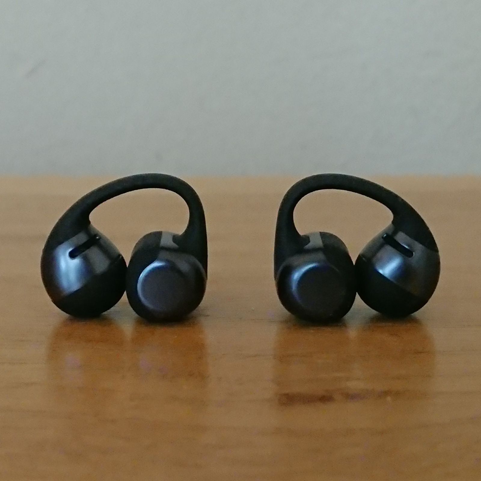 美品・動作◎】Shokz OpenDots ONE イヤーカフ型オープンイヤー 