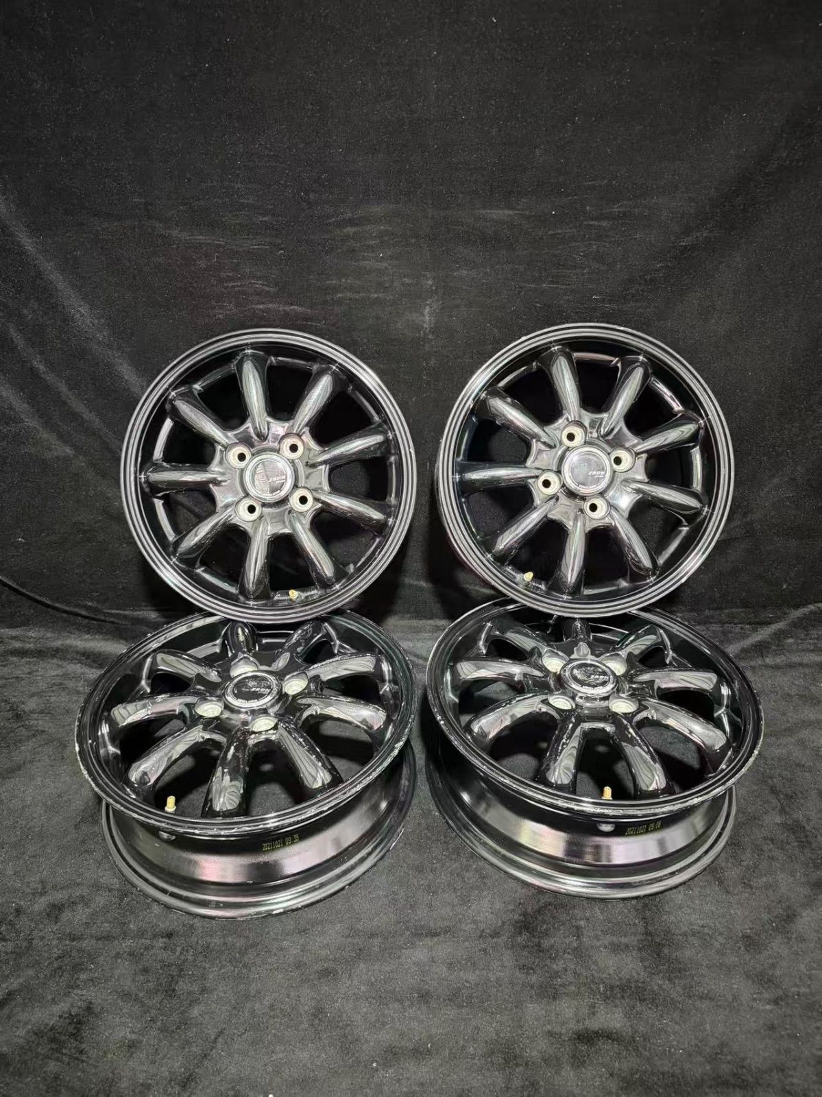 14インチ4本セット　4.5J PCD100 ハブ66 +45 4穴　中国製　T-527 26,000円