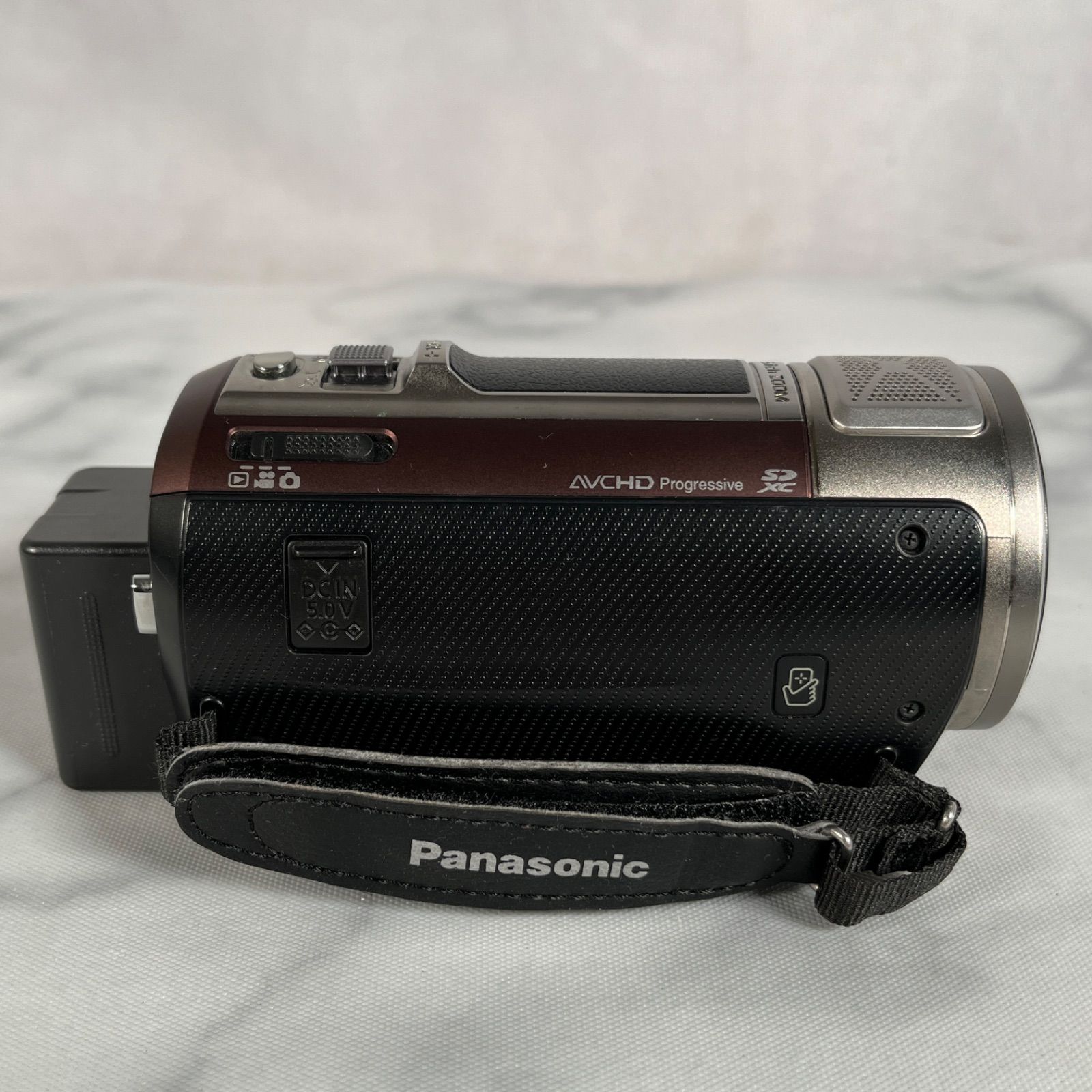 2608-439】通電確認済☆ Panasonic パナソニック HC-V620M ハンディ