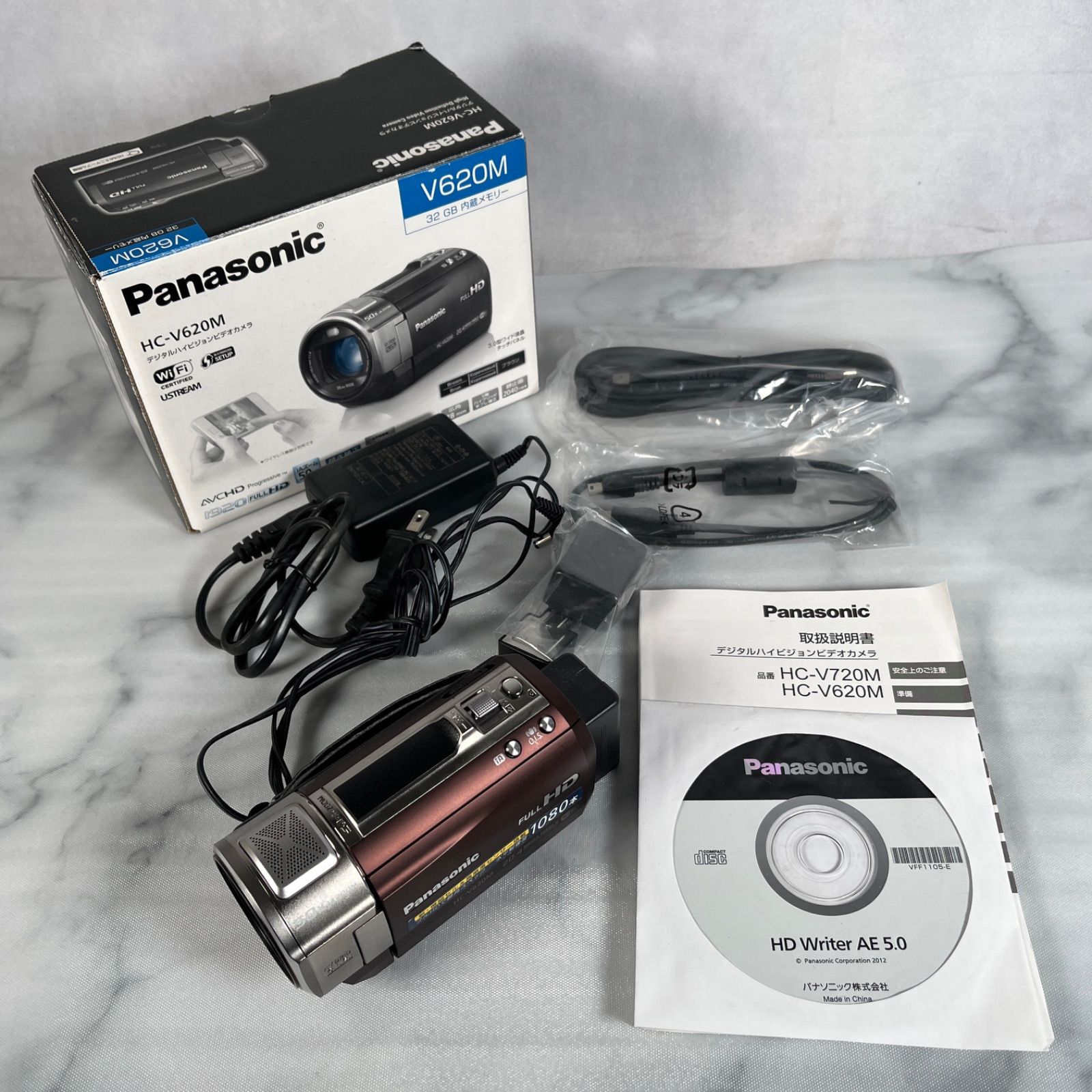 2608-439】通電確認済☆ Panasonic パナソニック HC-V620M ハンディ