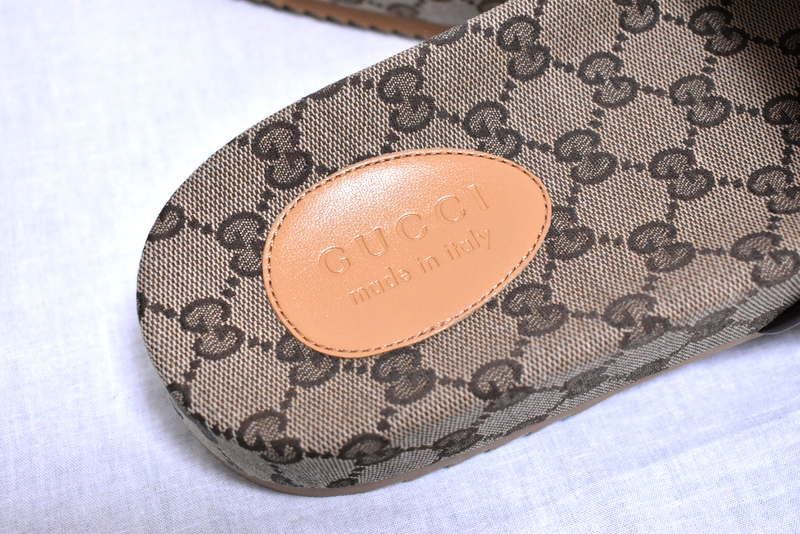 国内正規品】新品 GUCCI GGキャンバス スライドサンダル 13 624695