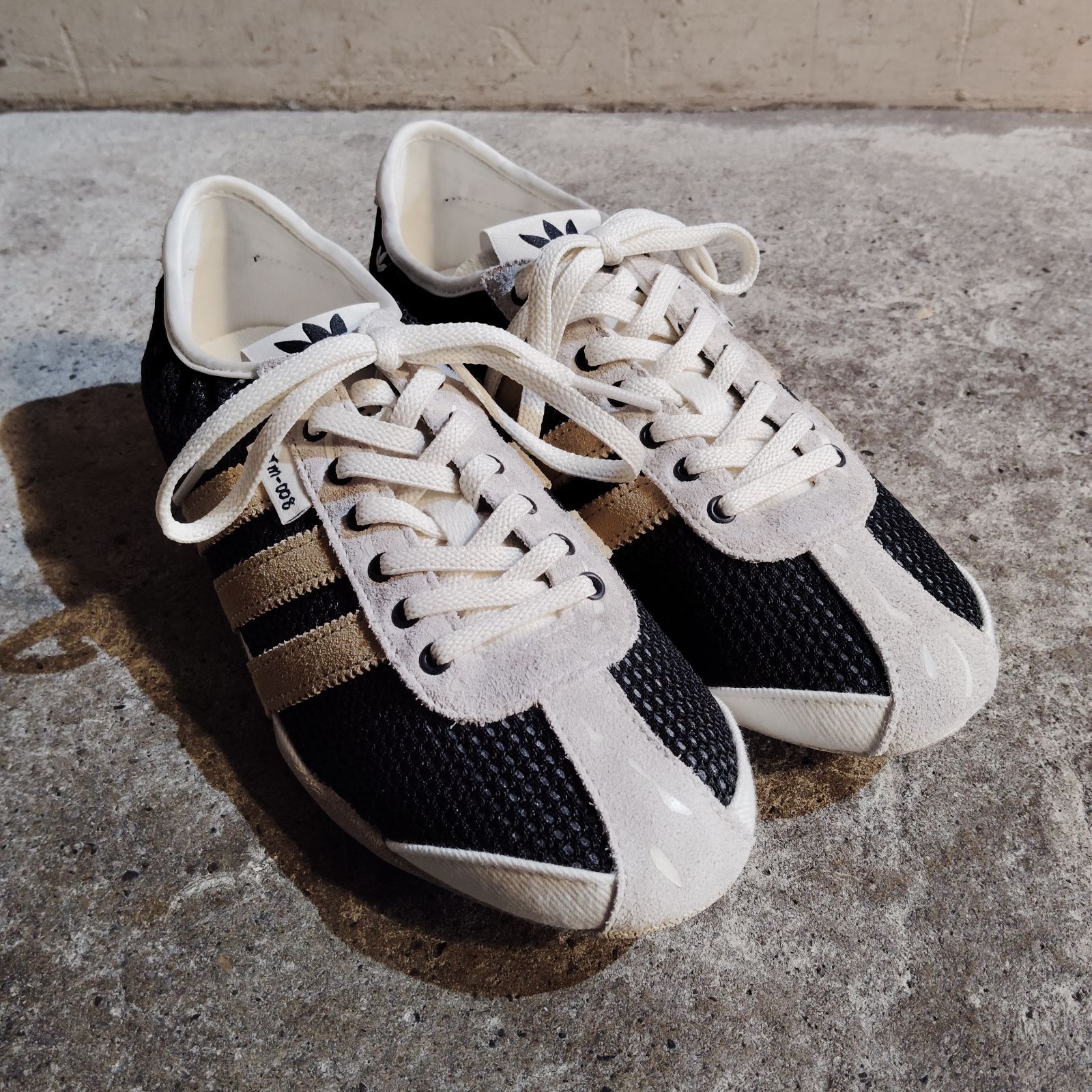 adidas TOKYO W SFTM アディダス トーキョー ソングフォーザミュート スニーカー 靴 26cm 箱付き
