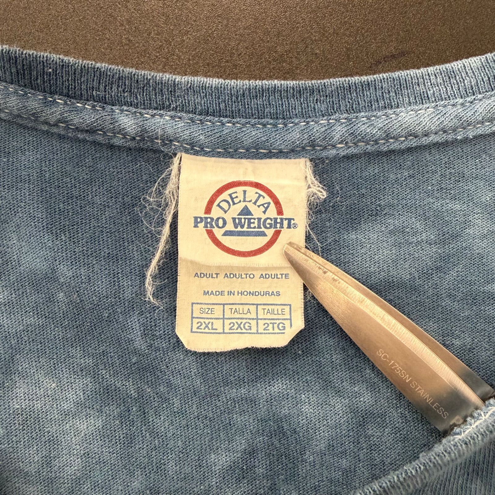 https://assets.mercari-shops-static.com/-/large/plain/2JWaYsFpM2fiRveBA9Xicj.jpg@jpg