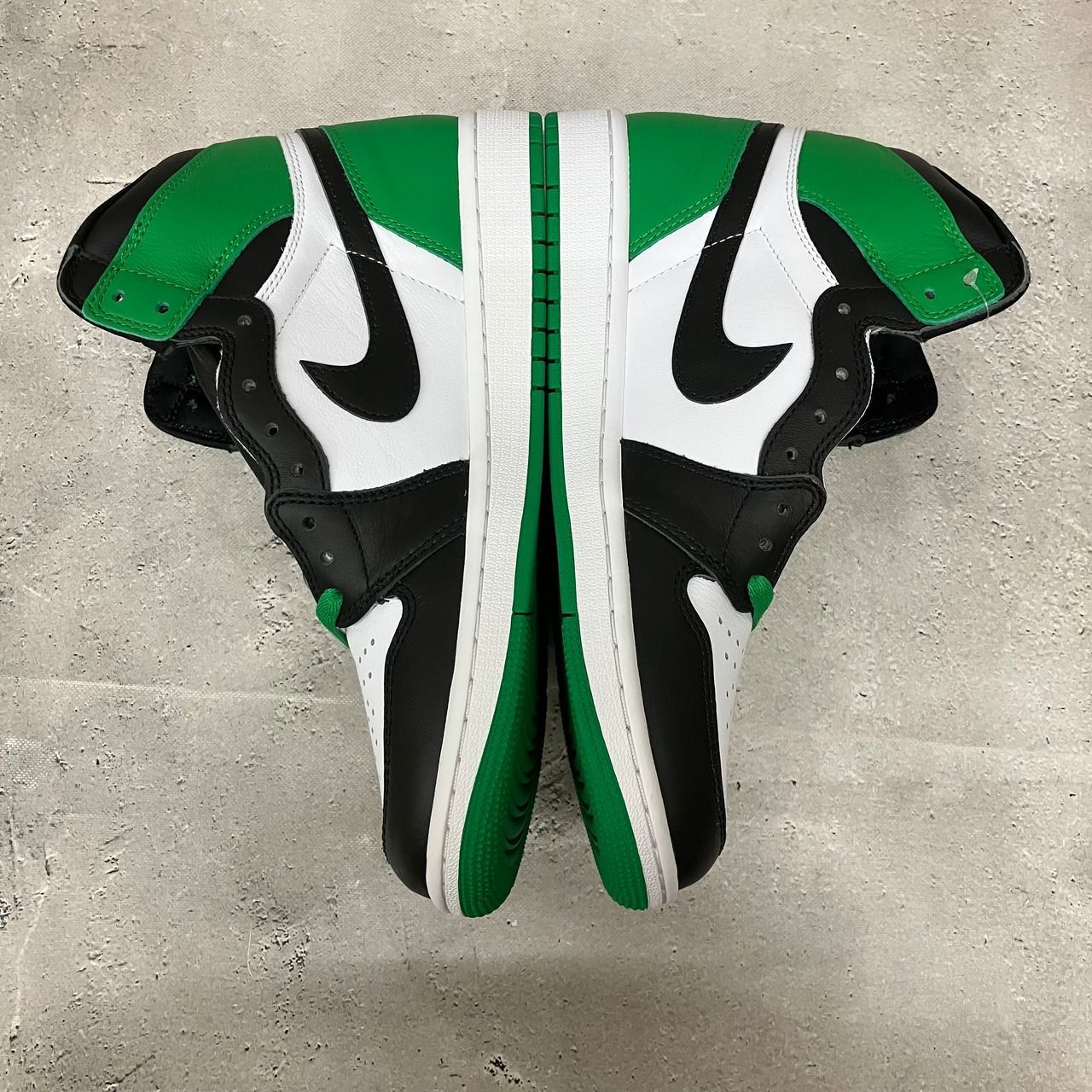 Nike Air Jordan 1 Retro High OG 