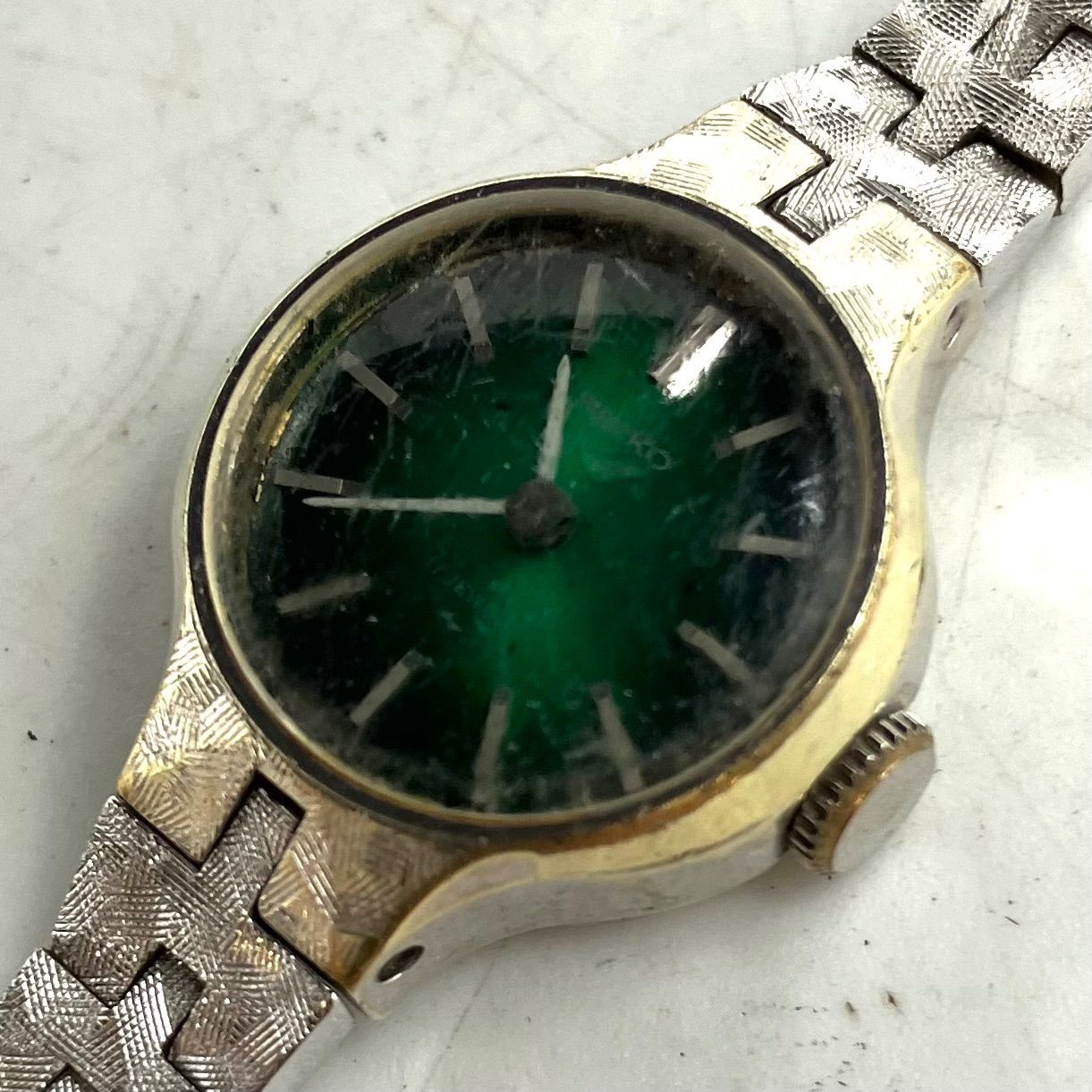 H438【お買い得】SEIKO 腕時計 グリーン文字盤 ヴィンテージ風