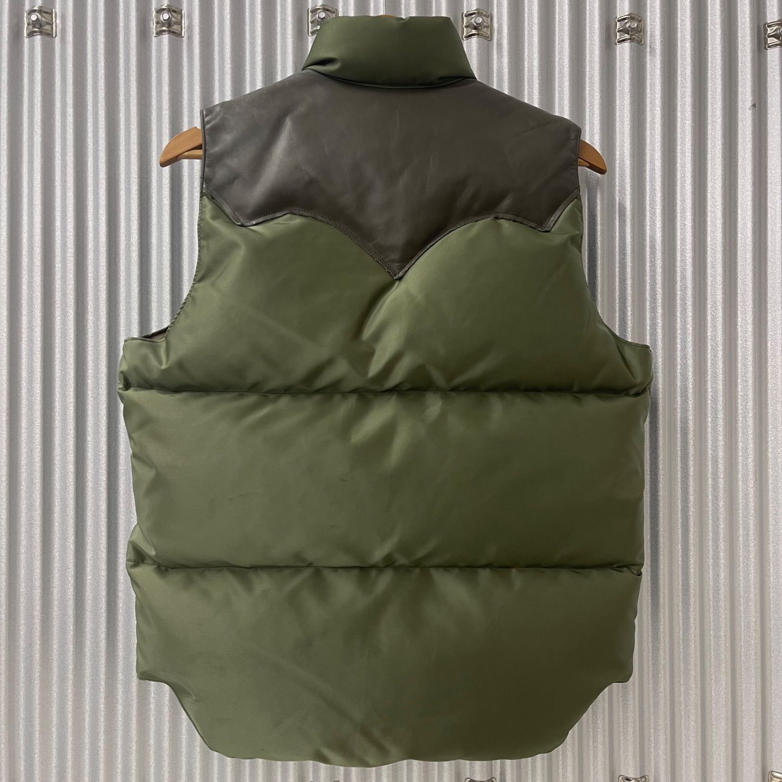 Rocky Mountain×PORTER×BEAMS ダウンベスト PORTER BEAMS RockyMountainFeatherBed ダウンベスト - メルカリ