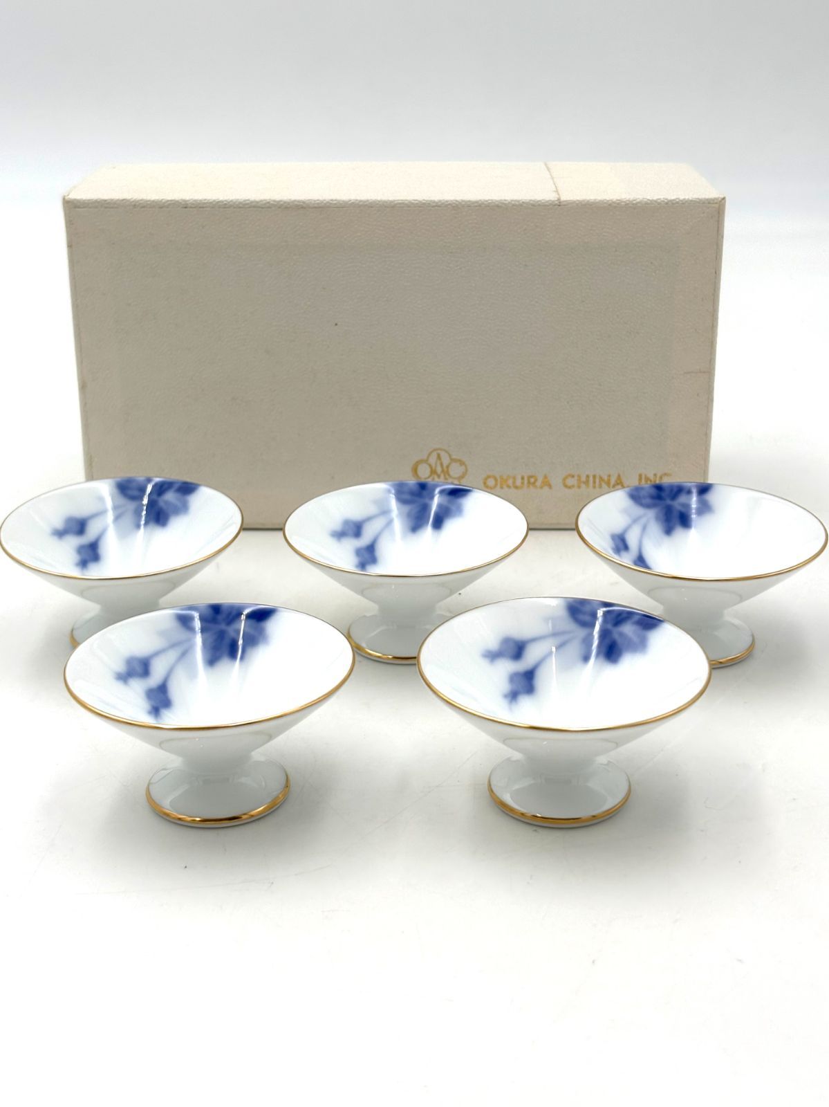 未使用保管品】大倉陶園 OKURA ブルー 花柄 金彩 高台付き 杯 盃 ミニ