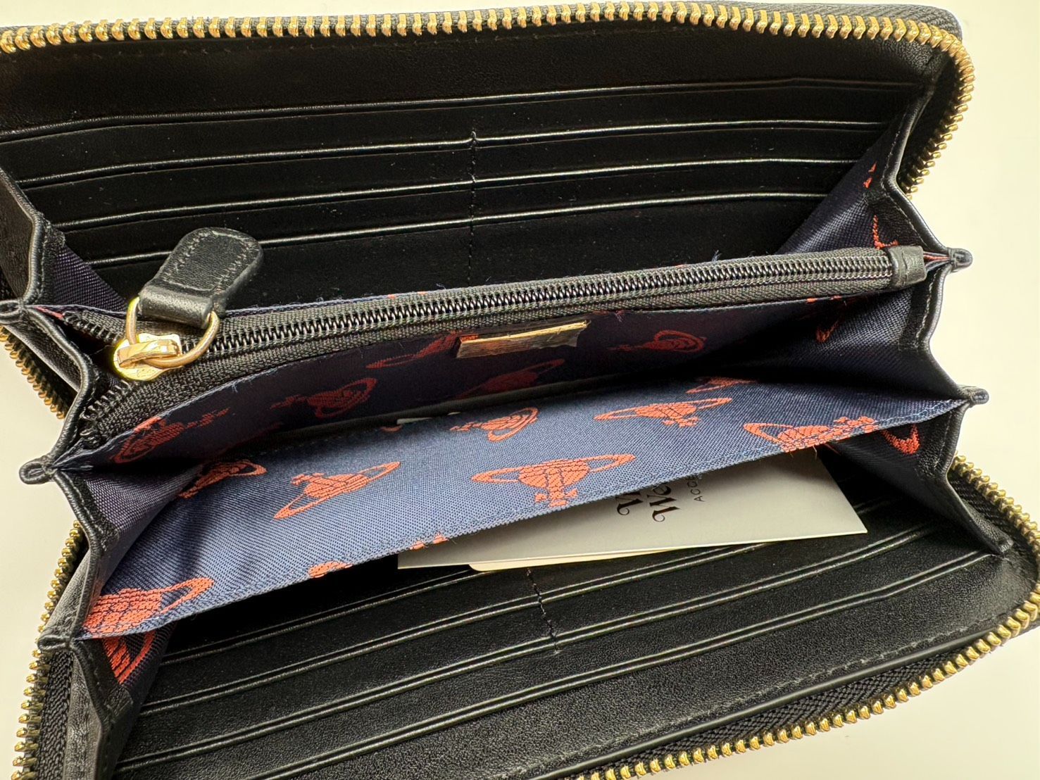 ◇VivienneWestwood ヴィヴィアンウエストウッド ラウンドファスナー長