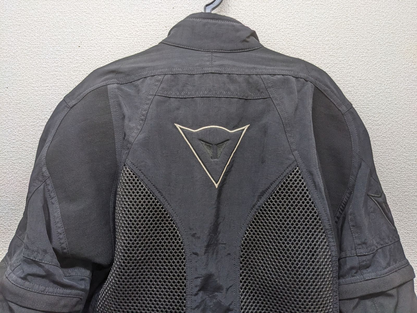 https://assets.mercari-shops-static.com/-/large/plain/2JWanC9YVD6hMYfh8F7YZz.jpg@jpg