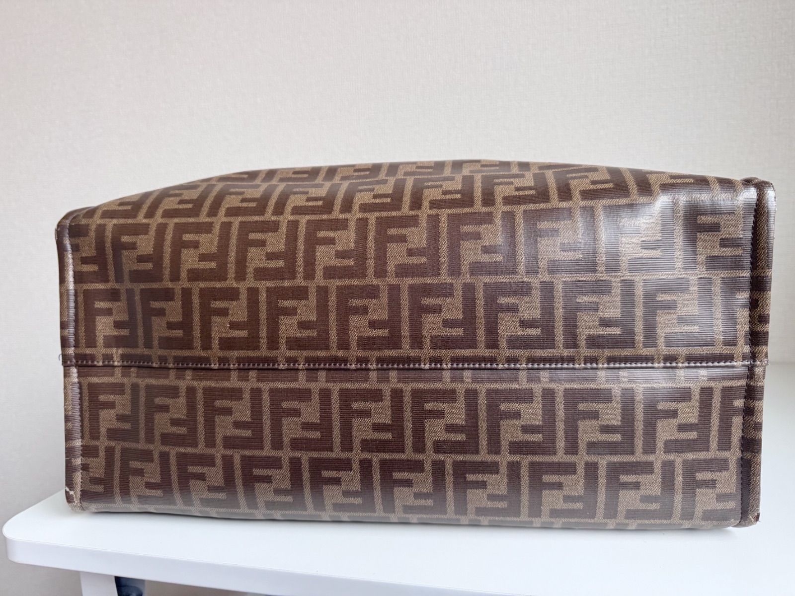 新店OPEN特別価格｜FENDI フェンディ FENDI MANIA ズッカ柄 大容量