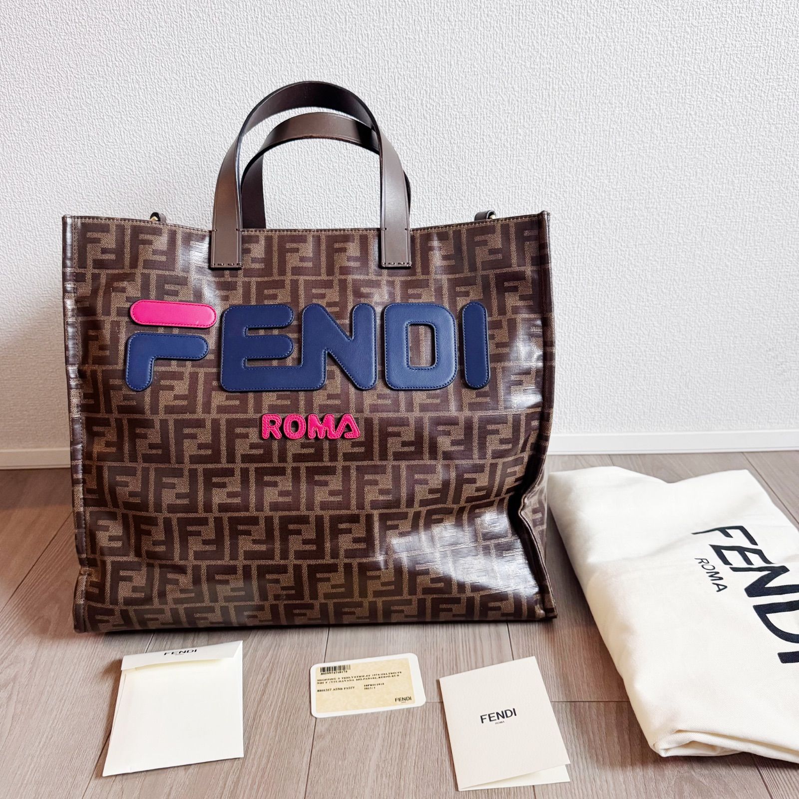 新店OPEN特別価格｜FENDI フェンディ FENDI MANIA ズッカ柄 大容量