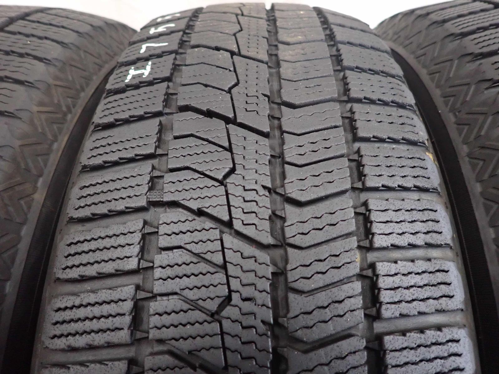 冬4本SET 会社宛 送料無料 195/65R15 91Q トーヨー オブザーブ GIZ2