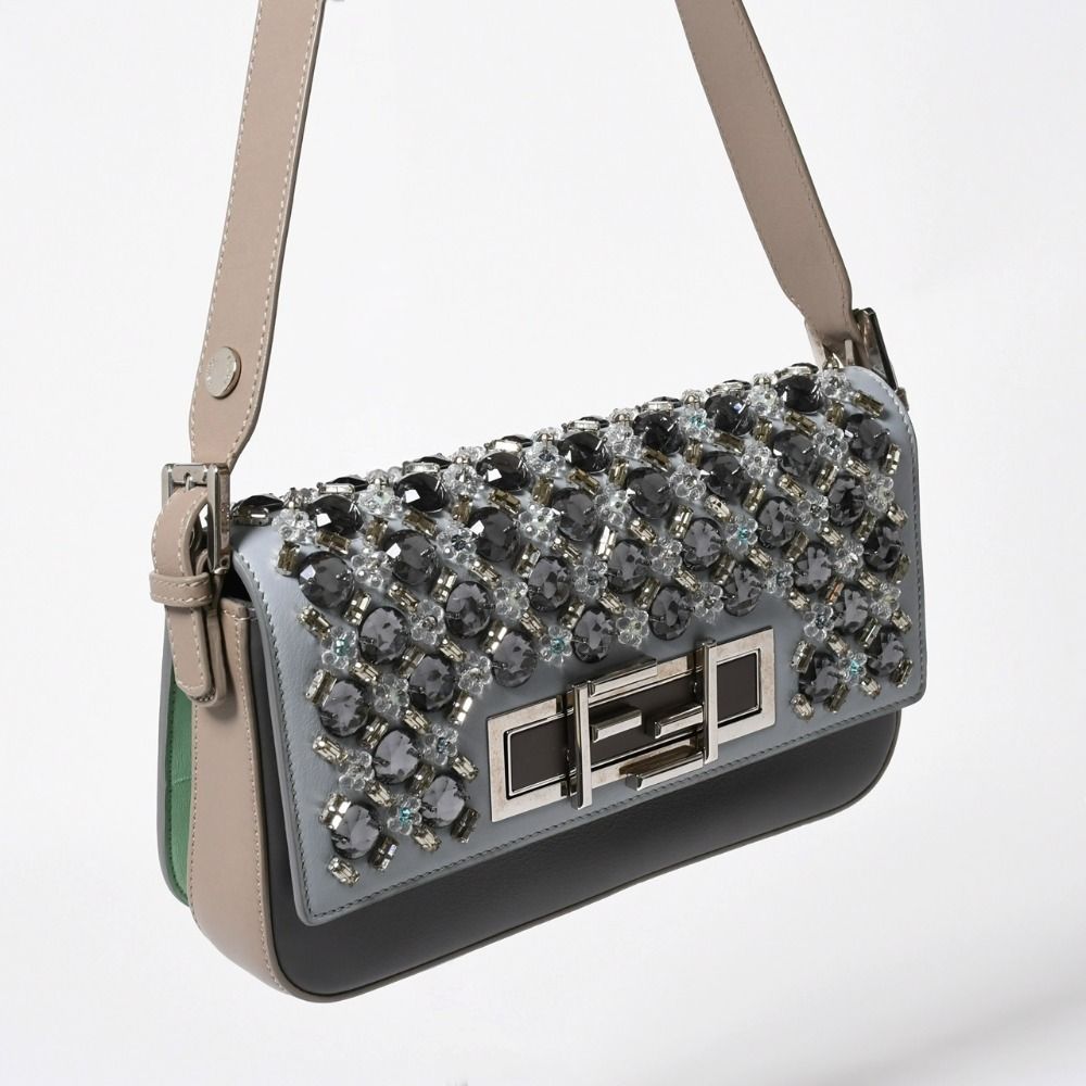 FENDI フェンディ バッグ ショルダーバッグ 3トレバケット ビジュー