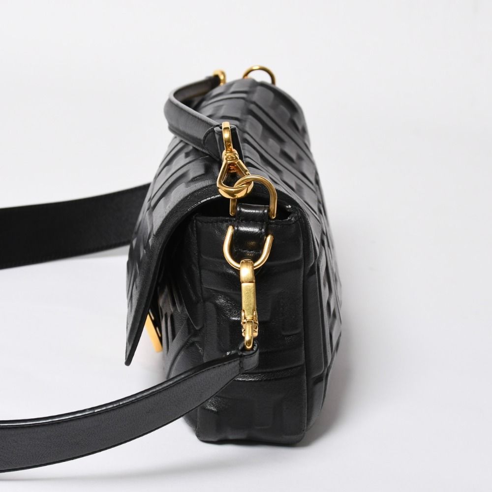 極美品 FENDI フェンディ ショルダーバッグ クロスボディバッグ 2way