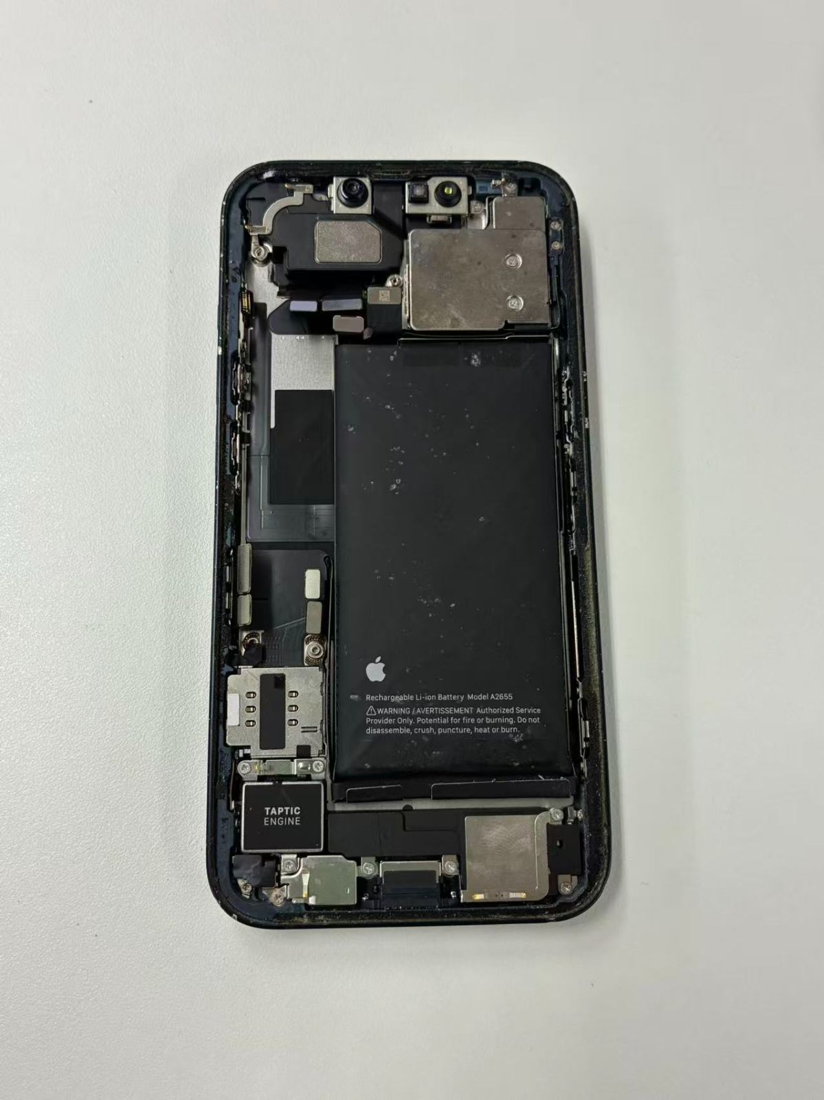 部品取り】iPhone 13 ミッドナイト SIMトレイ付き ジャンク パーツ取り