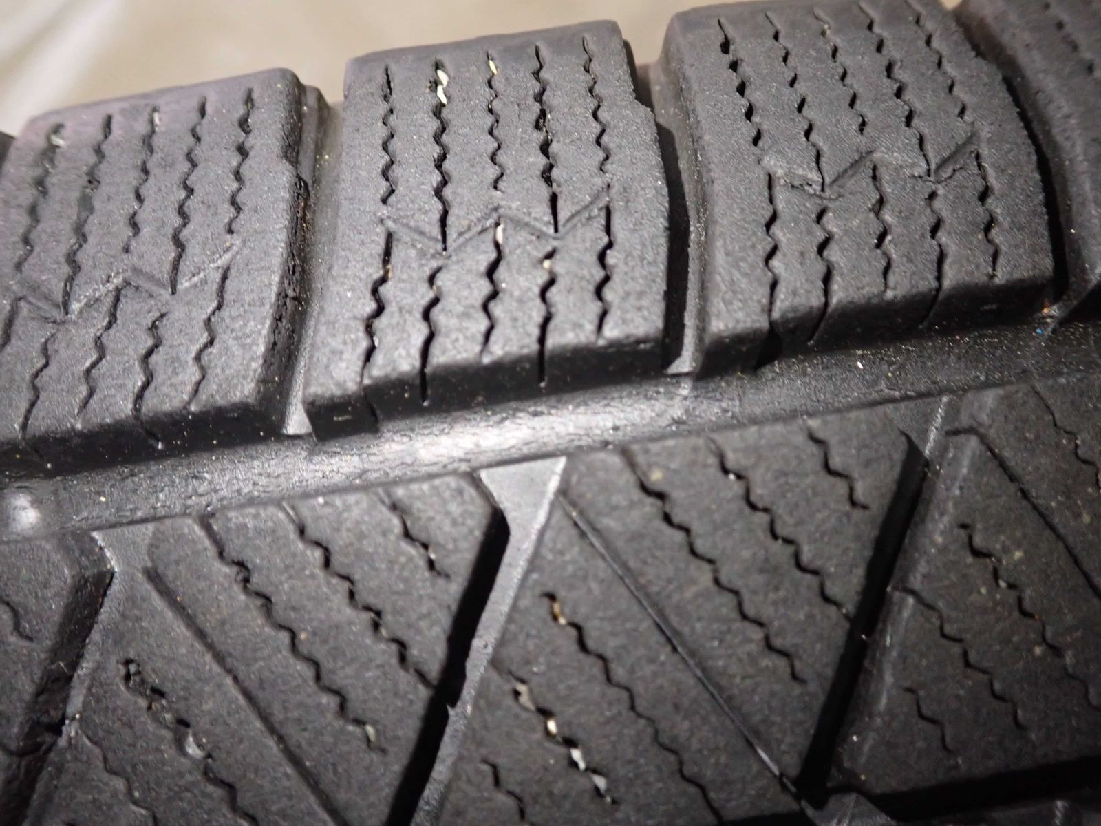 冬4本SET 会社宛 送料無料 195/65R15 91Q ブリヂストン ブリザック