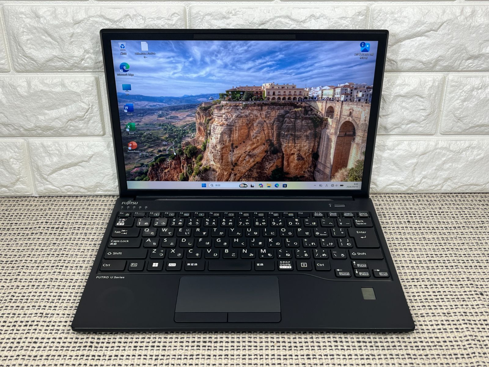 富士通 LIFEBOOK U9313/M 13.3型 Office 良品 - メルカリ