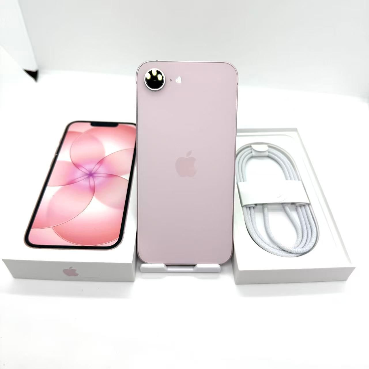 iPhone 17e 256GB ソフトピンク Aランク - メルカリ