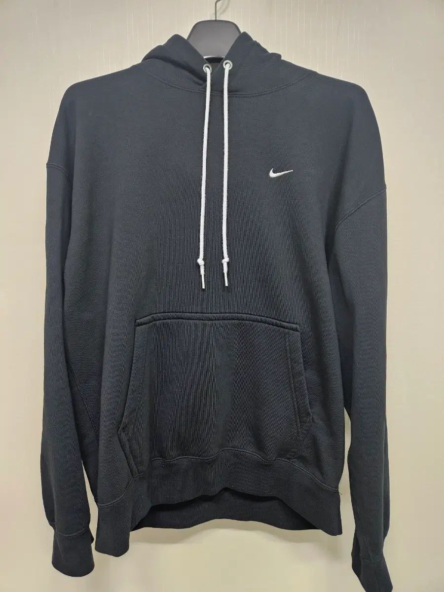 2XL NIKE ソロ スウッシュ フーディー
