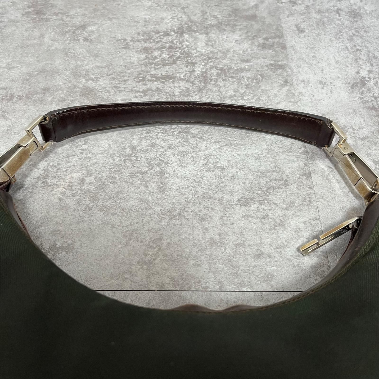 グッチ ワンショルダーバッグ ロゴ型押し 自立 ブラック レザー シルバー金具 GUCCI】グッチ ワンショルダーバッグ ホーボー ナイロン レザー