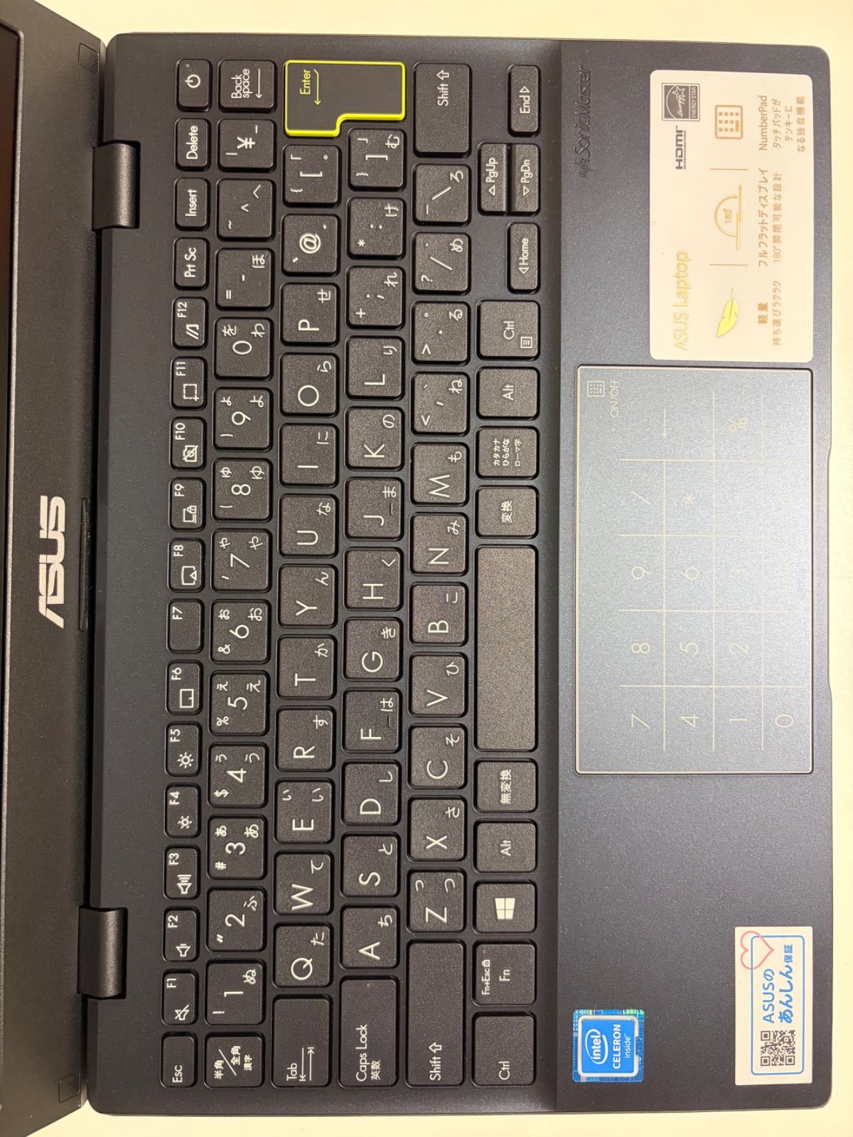 ASUS E210M 11型ノートパソコン 目立った傷や汚れなし - メルカリ