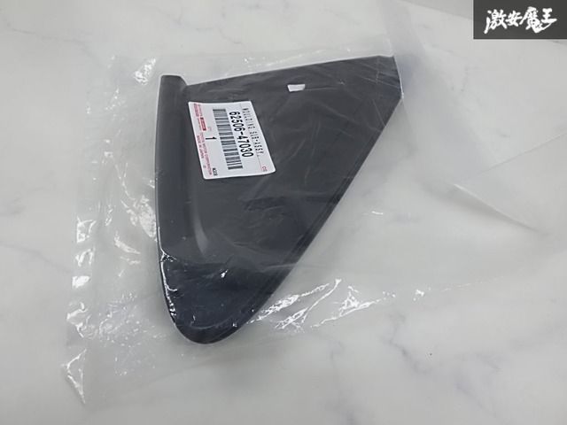 https://assets.mercari-shops-static.com/-/large/plain/2JWbj4YCfDpeo2uMeCEgw4.jpg@jpg
