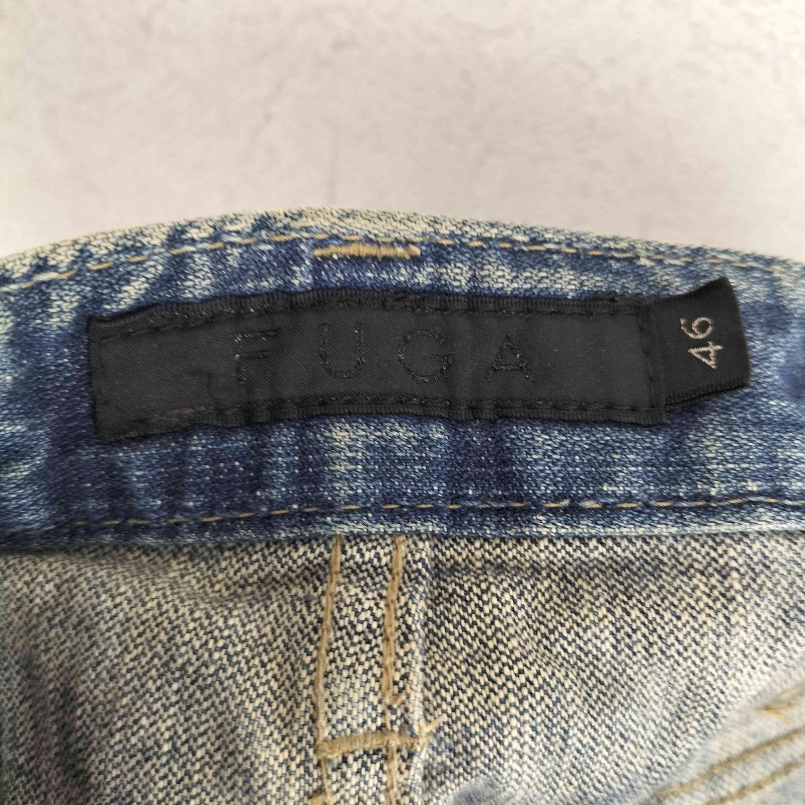 フーガ FUGA シンチバック ダメージ ペイント加工 フレア デニムパンツ