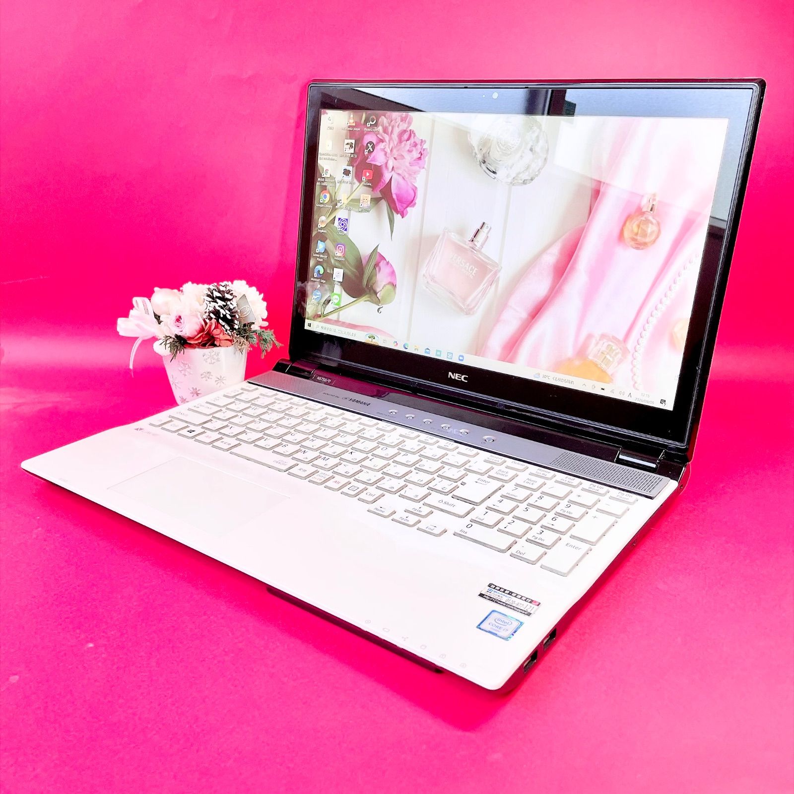 タッチパネル対応ノートパソコン❣️ブルーレイ観れる✨️Corei7搭載