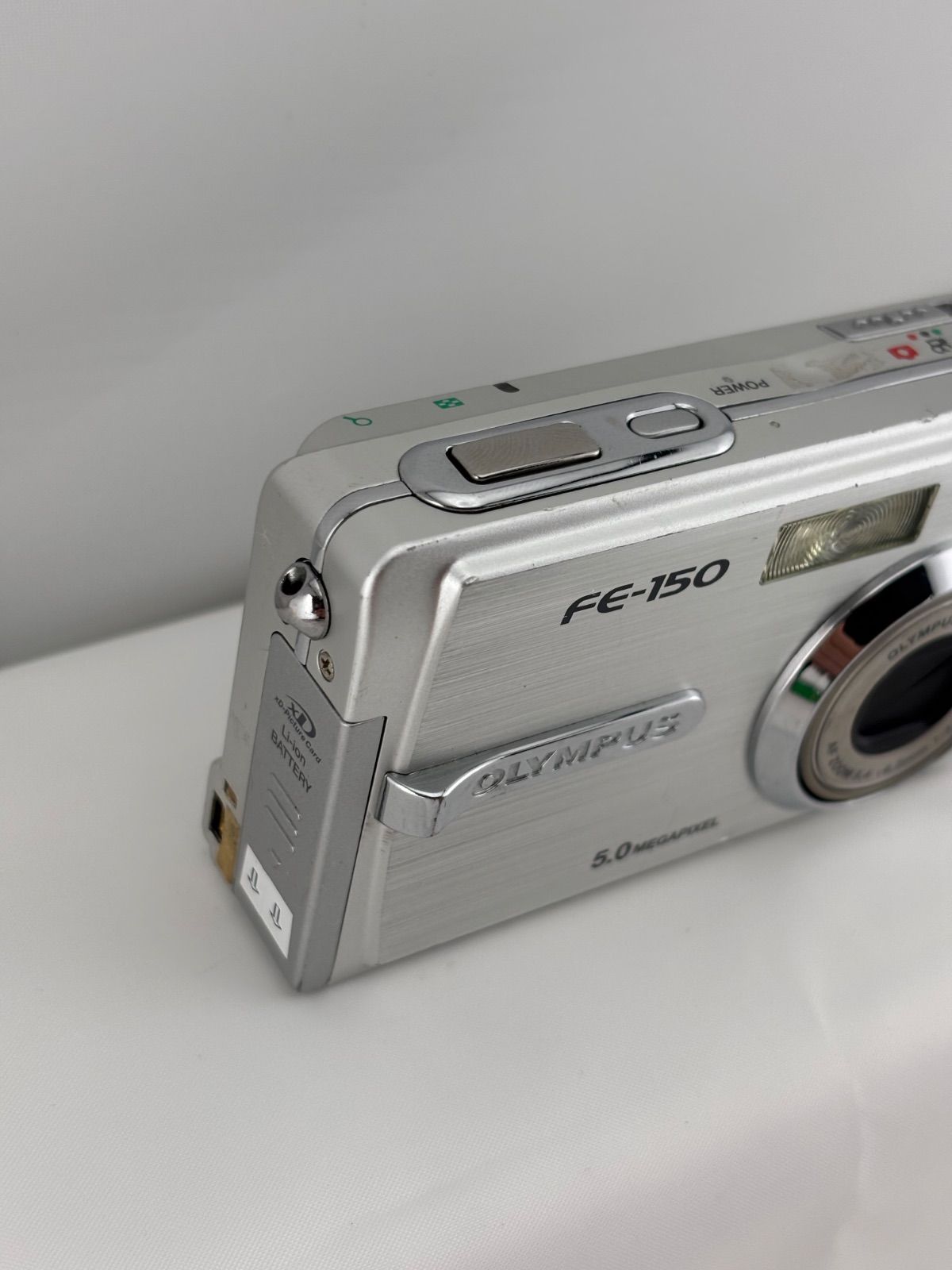 2464【動作確認済み】 OLYMPUS FE-150 シルバー オリンパス コンパクト