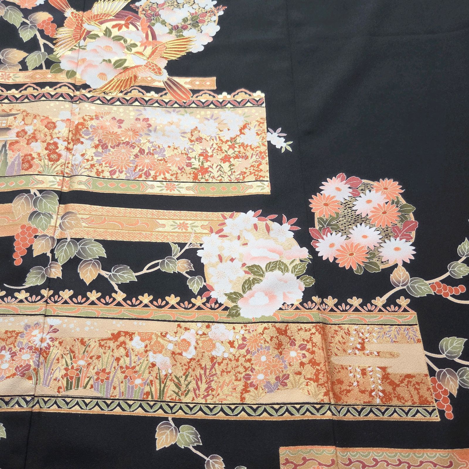 着物リメイク ロングワンピース 黒留袖 Aライン マキシ丈ドレス 駒刺繍