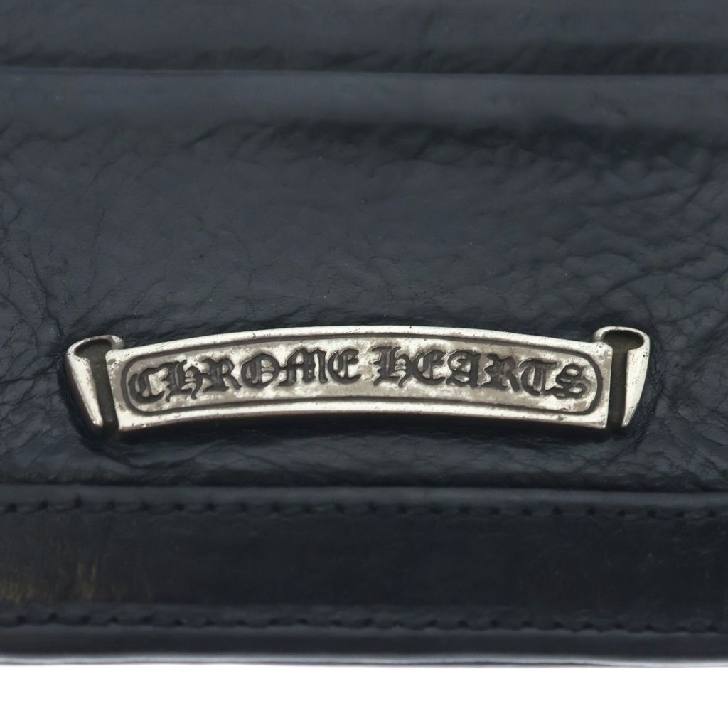 CHROME HEARTS (クロムハーツ) ダガージップ スクロールラベル レザー
