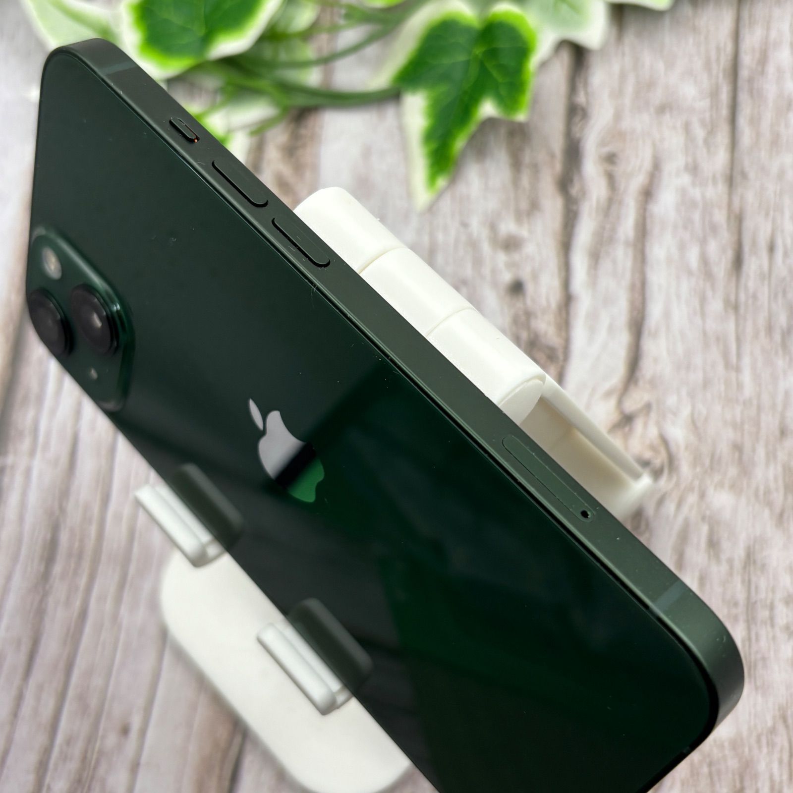 iPhone 13 128GB グリーン SIMフリー 純正バッテリー100% - メルカリ
