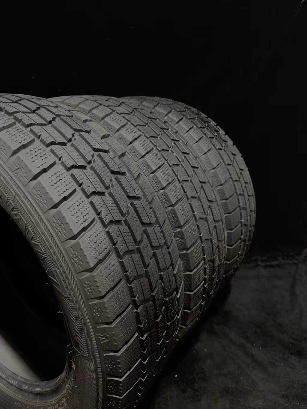 22年製 中古タイヤ3本セット GOODYEAR 185/60R15 84Q 8分山