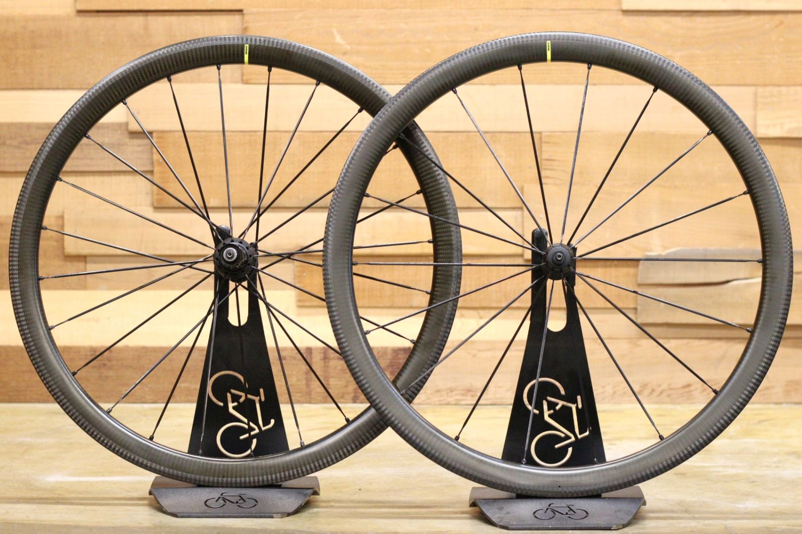マヴィック MAVIC コスミック COSMIC SLR 40 UST カーボン