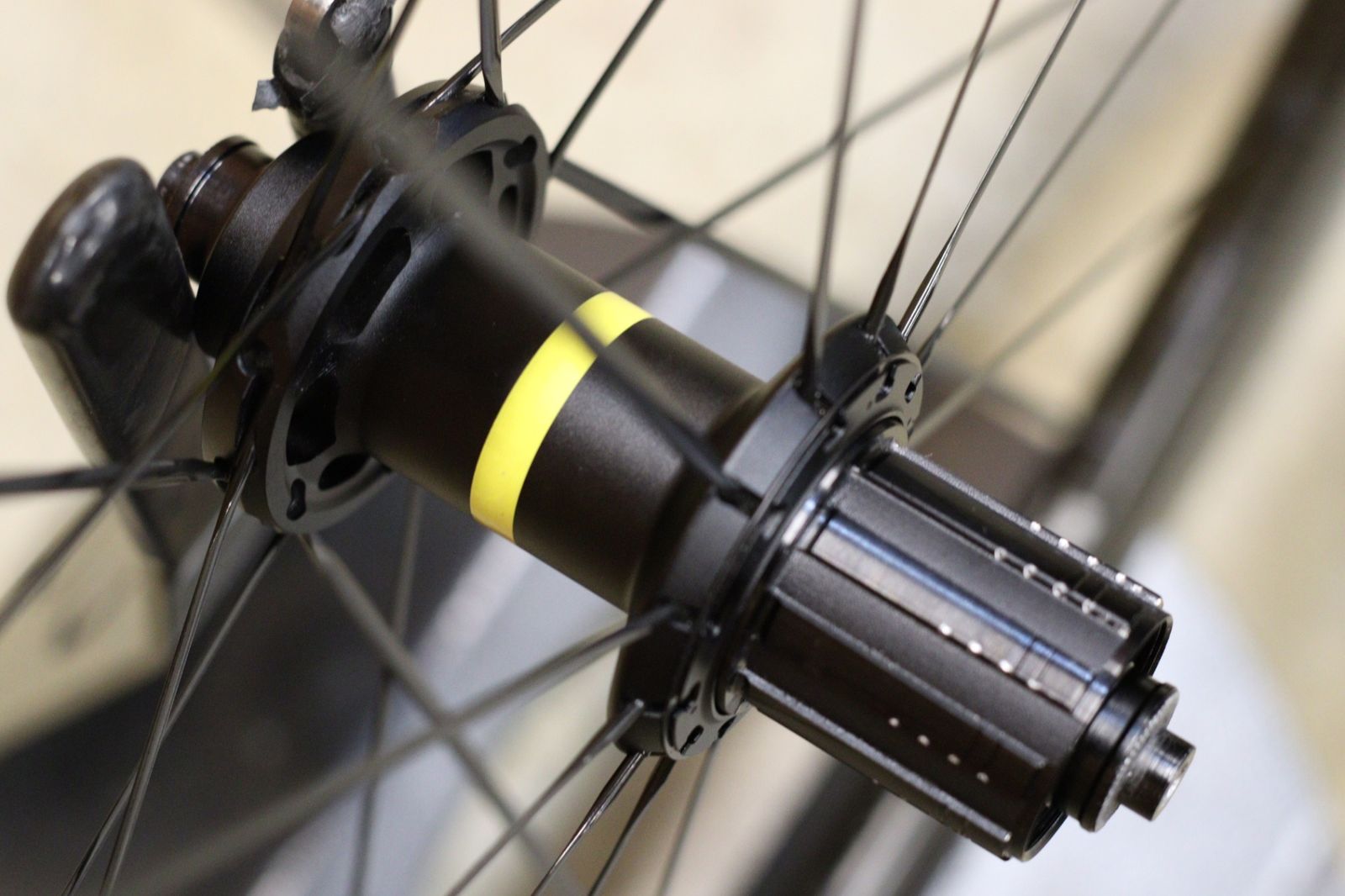 マヴィック MAVIC コスミック COSMIC SLR 40 UST カーボン