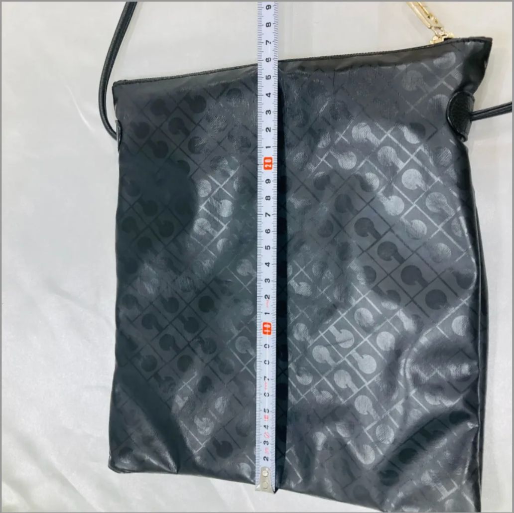 A【中古品】GHERARDINI ゲラルディーニ ショルダーバッグ サコッシュ