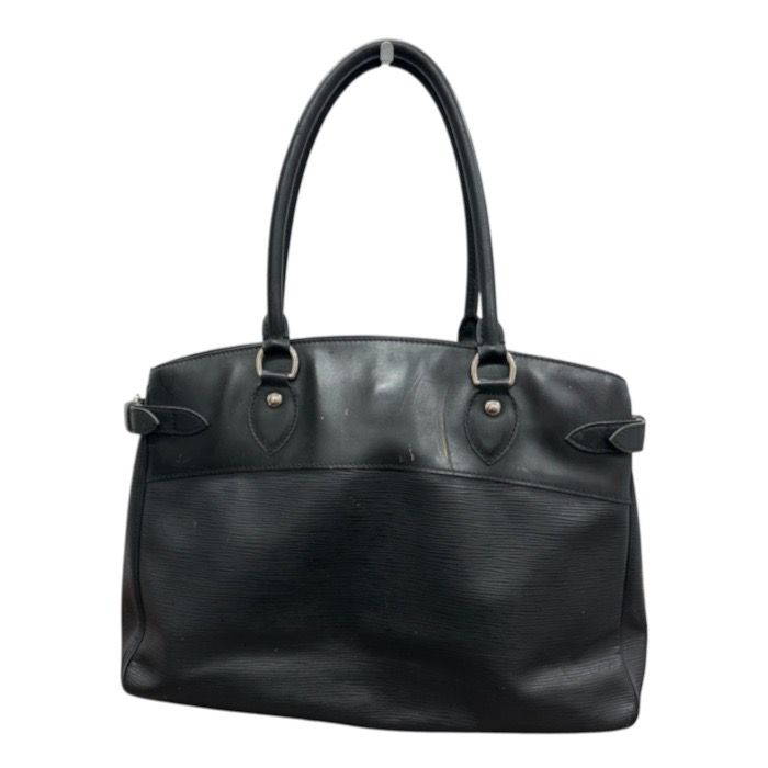 メルカリ市価格！！ Louis Vuitton ブラック ケース 美品 LOUIS VUITTON ルイヴィトン エピ ブラック シルバー金具 レザー