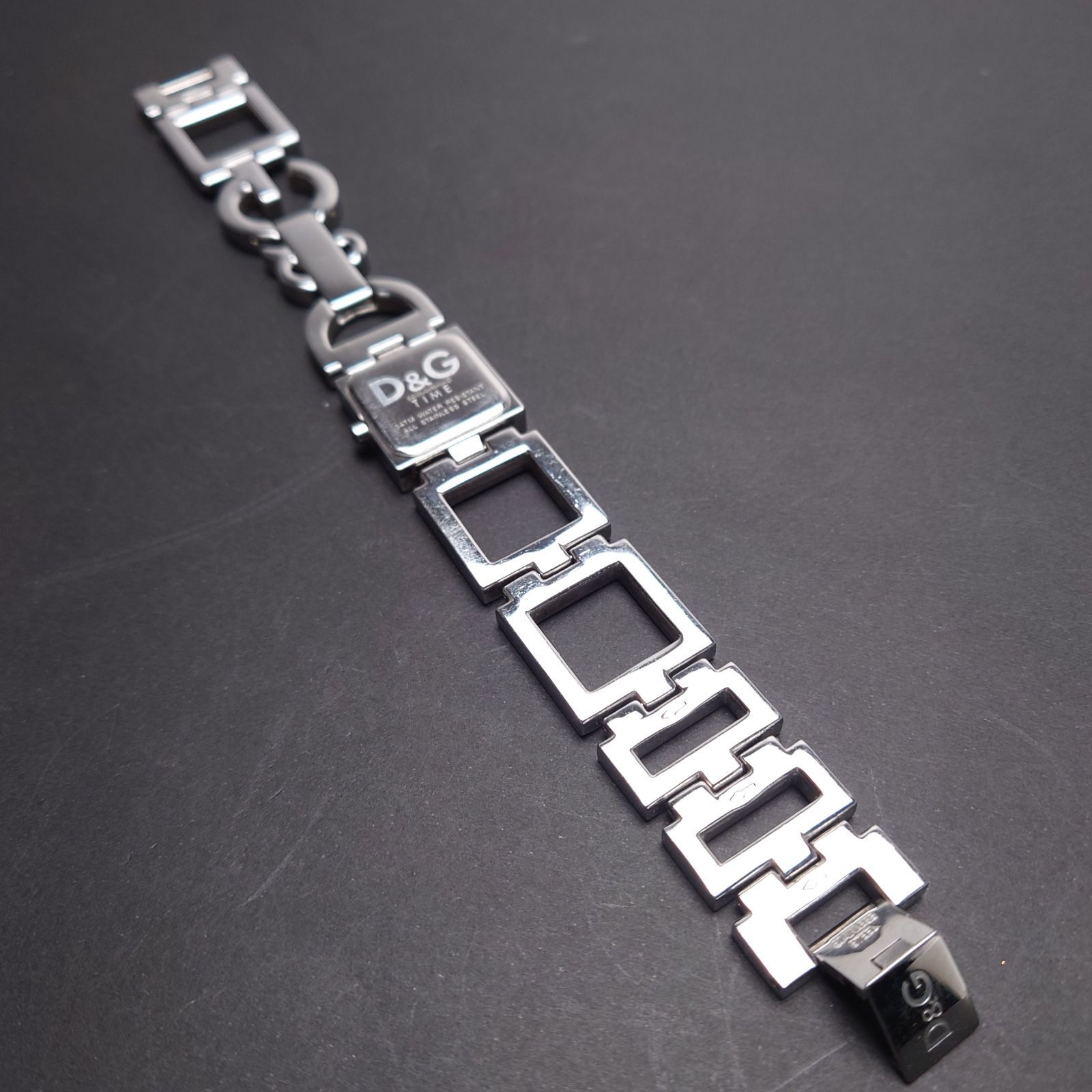 稼働品 D&G ドルチェ＆ガッバーナ TIME レディース 腕時計 ロゴ