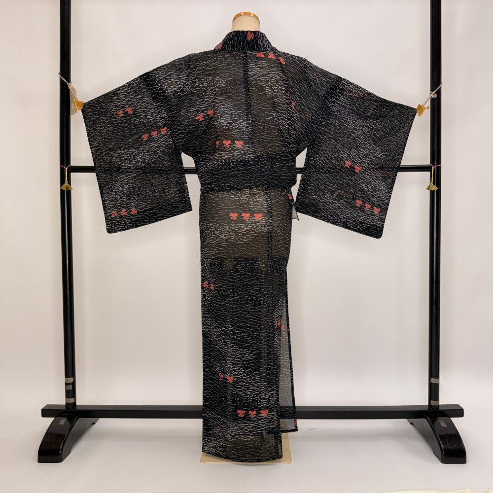 夏用　絽　小紋　洗える着物　身丈161　裄68　萩　花　黒地　着物　062b 小紋 夏 絽 夏用 洗える着物 裄64.8cm 身丈162cm 花柄 お洒落着 普段着