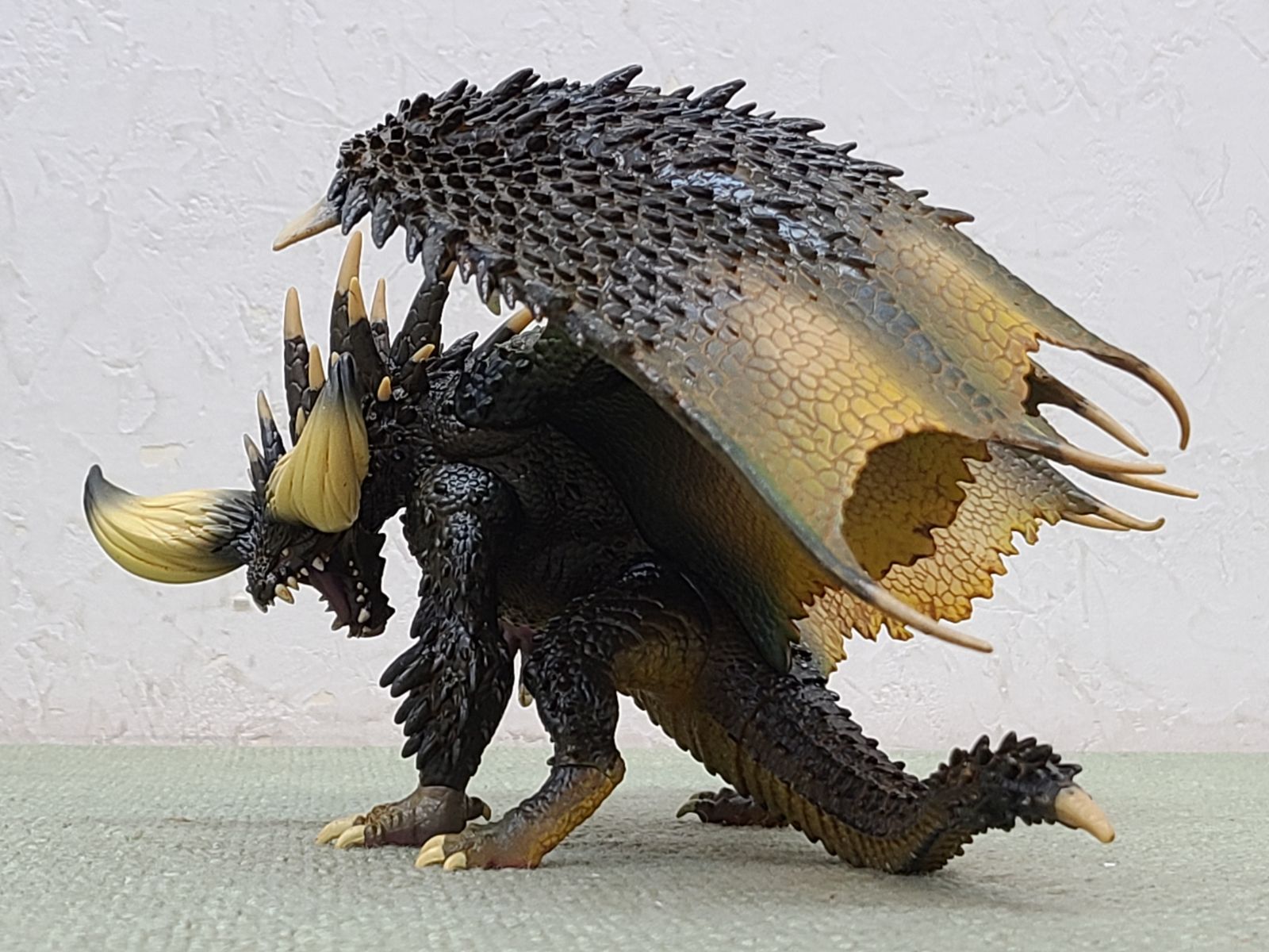 A賞 ネルギガンテ ビッグソフビフィギュア 一番くじ モンハン 狩れ