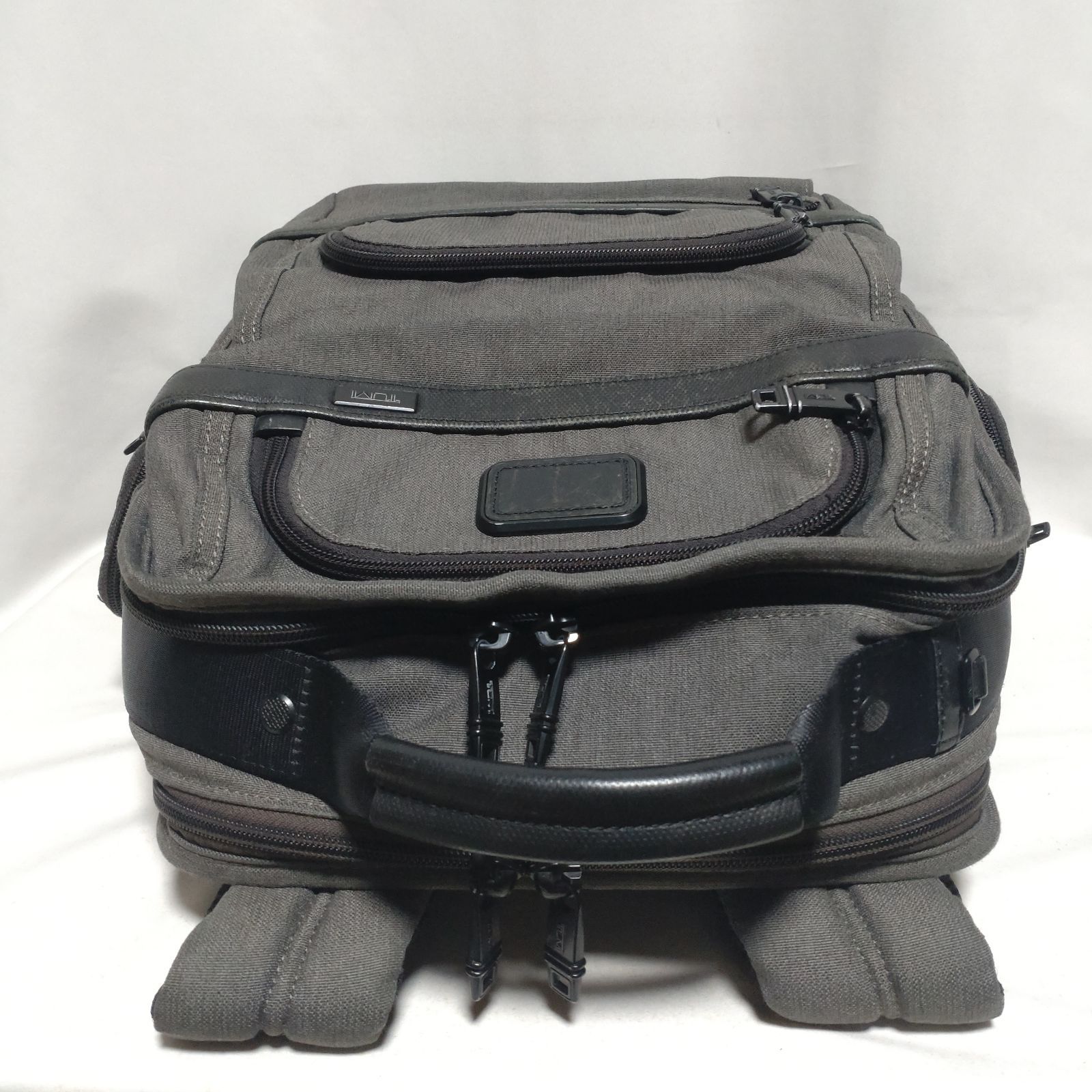 TUMI トゥミ ビジネスバッグ リュック バックパック グレー 26578AT2