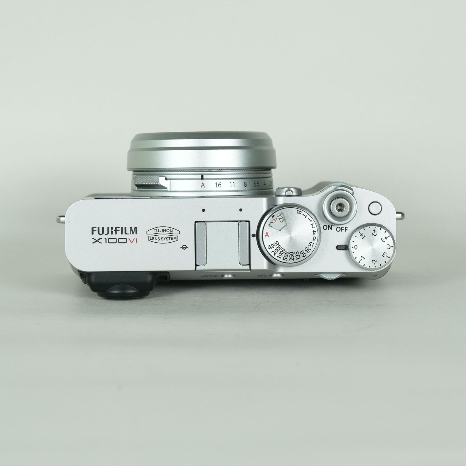 美品 | シャッター数6,500回｜フィルター付] FUJIFILM X100VI