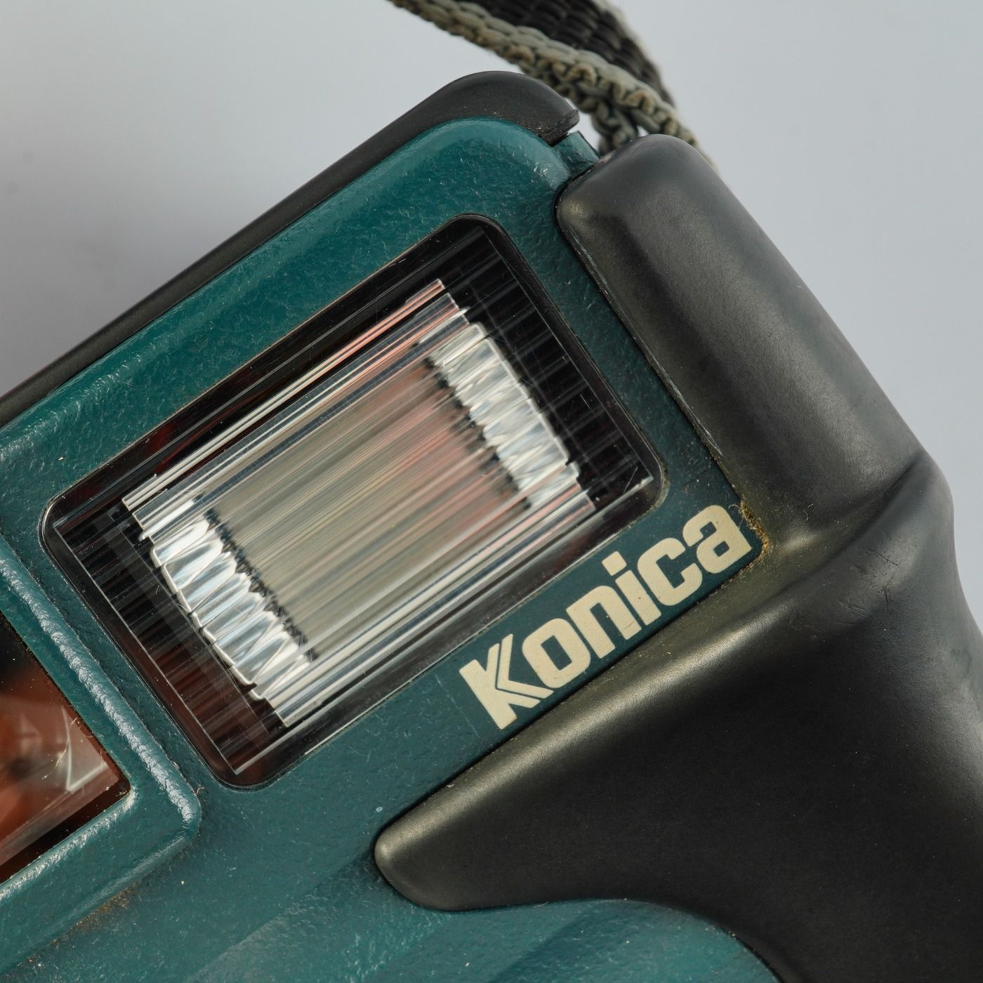 Konica コニカ 現場監督 ( GENBAKANTOKU ) 28 WB コンパクトフィルム