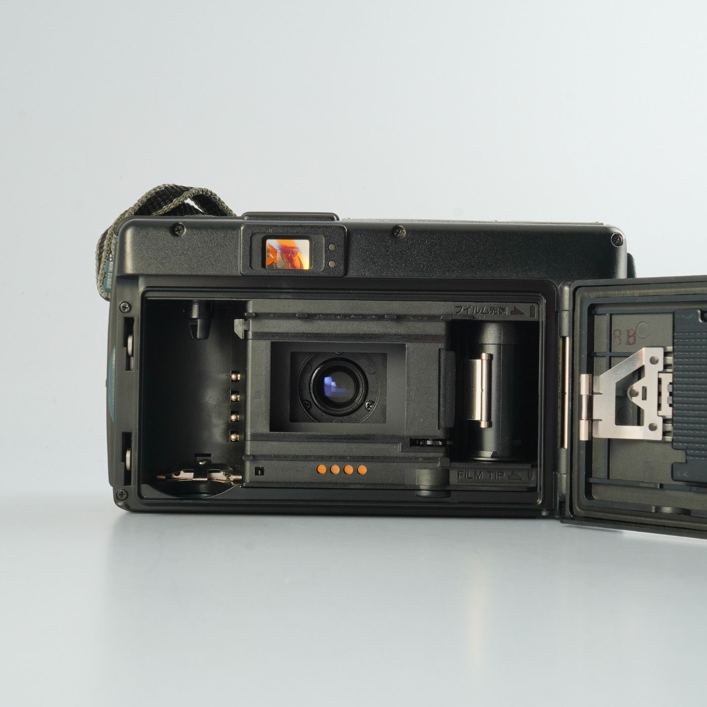 Konica コニカ 現場監督 ( GENBAKANTOKU ) 28 WB コンパクトフィルム