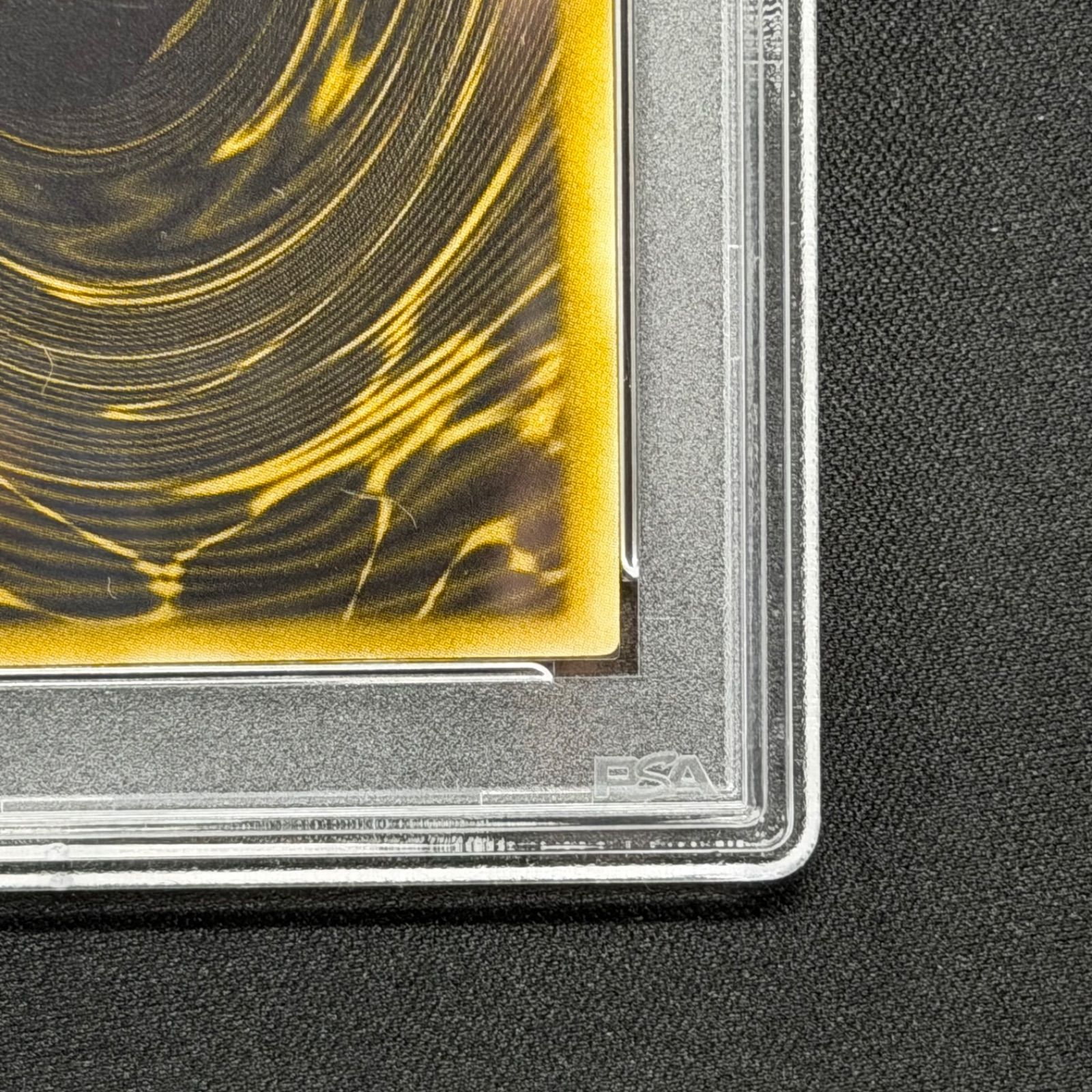 遊戯王 PSA10 ラーの翼神竜 シークレット G4-03 A001 - メルカリ