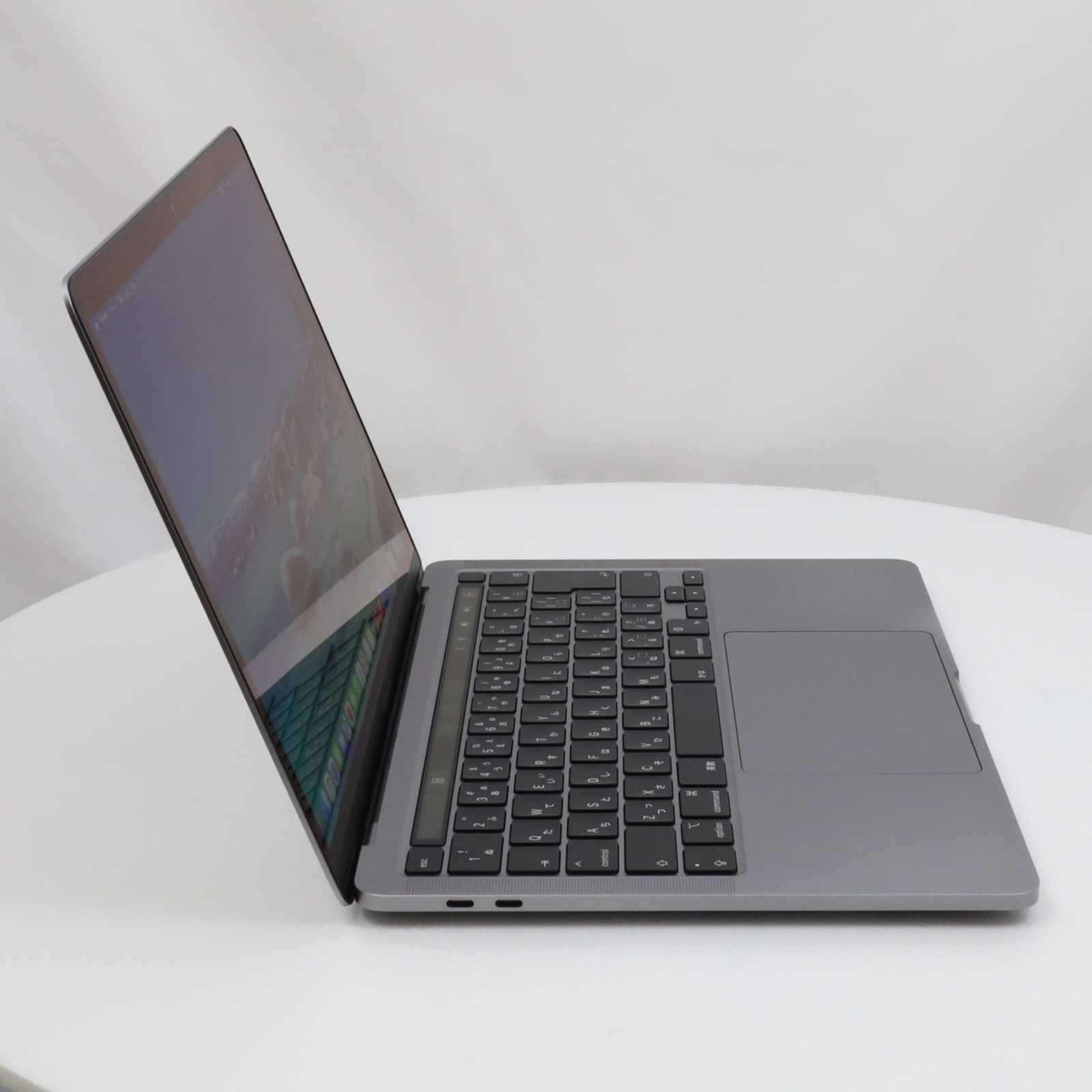 MacBook Pro 13-inch 2022 M2 スペースグレイ - メルカリ