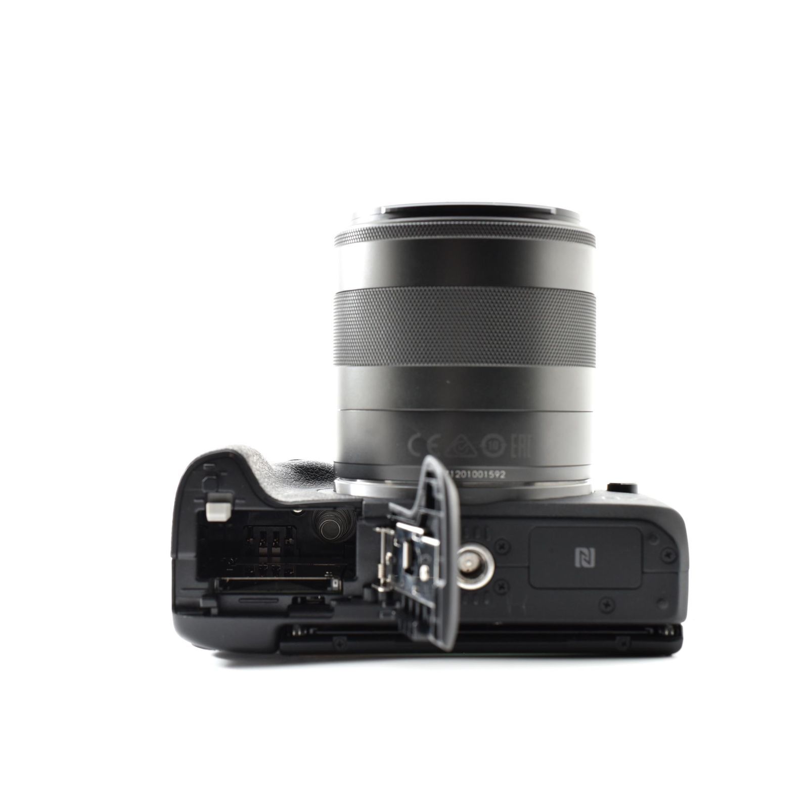 Canon EOS M ミラーレス一眼 手振れ補正標準&単焦点レンズ 元箱付き Canon キャノン EOS M3 手振れ補正 18-55mm 標準ズーム レンズキット