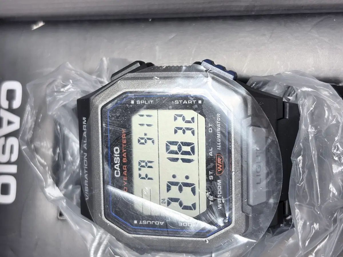 カシオ W-738H 1A 9,627円