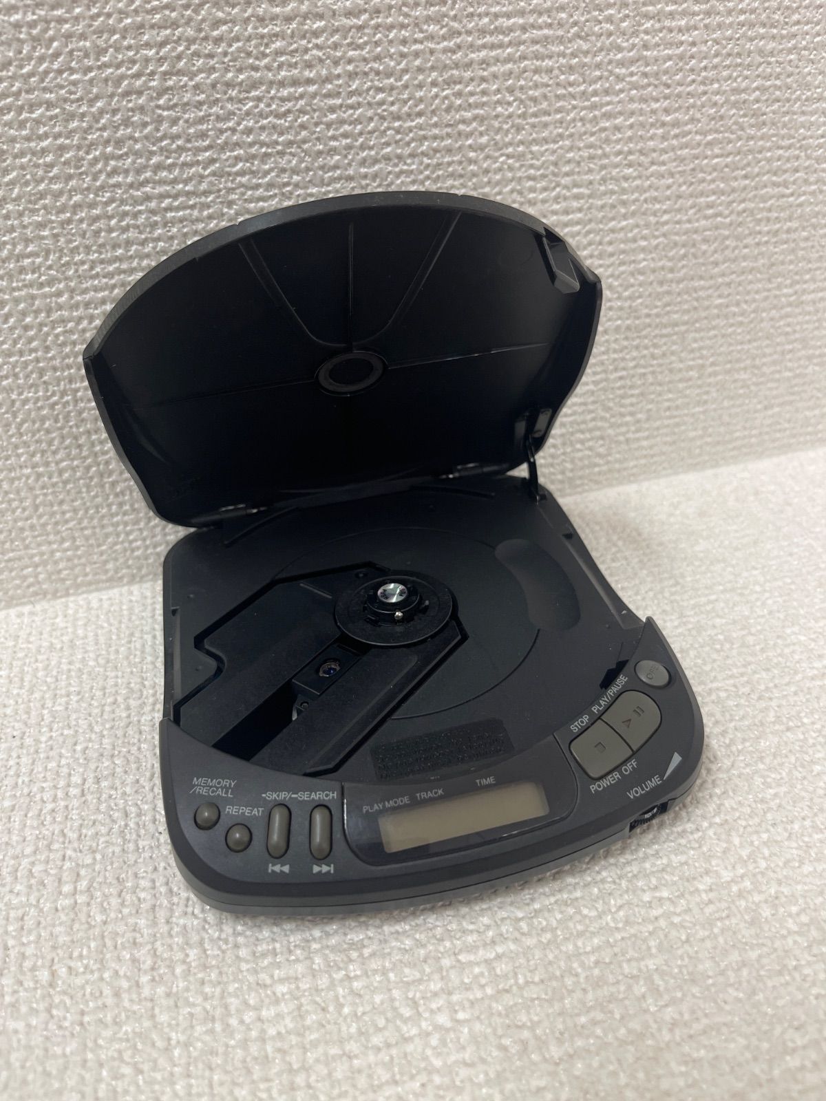 ジャンク扱い・動作未確認】Panasonic ポータブルCDプレーヤー SL-S150